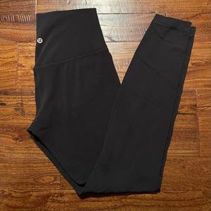 Lululemon High Rise Aligns 28”